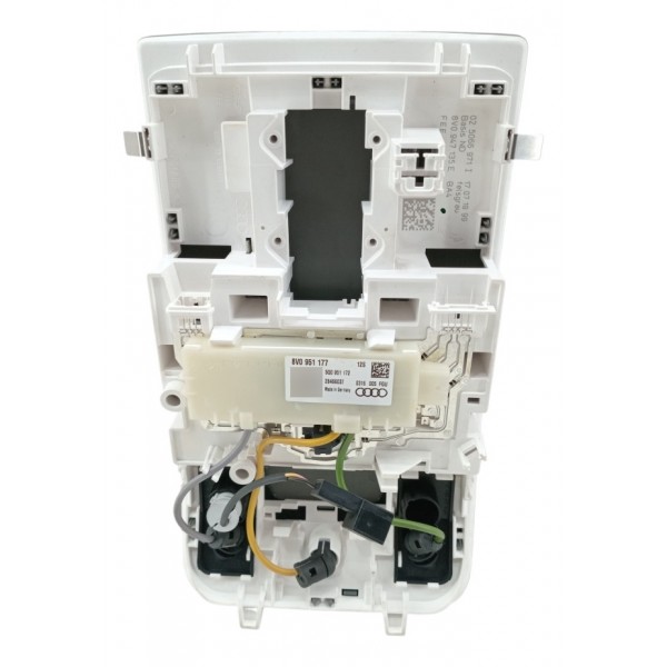 Luz De Teto Central Cortesia Audi A3 2016 2020 Original