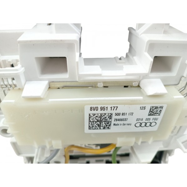 Luz De Teto Central Cortesia Audi A3 2016 2020 Original