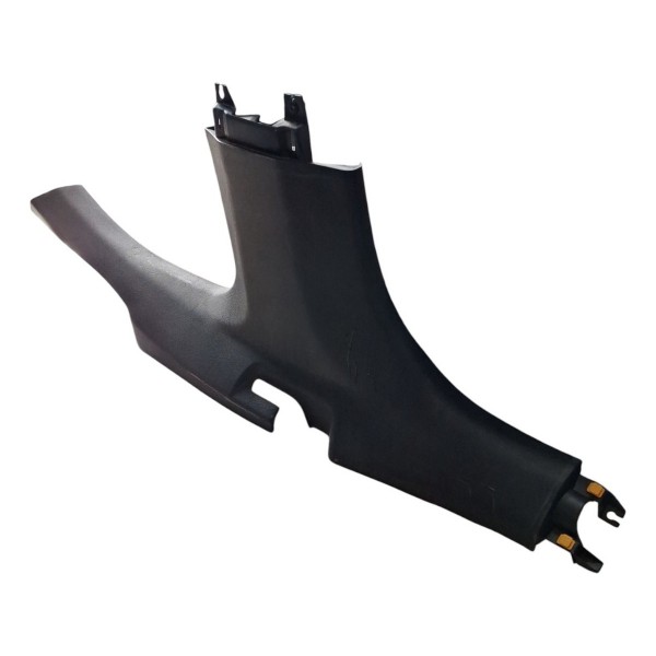 Acabamento Coluna Traseira Esquerda Rampage Laramie 2023-25