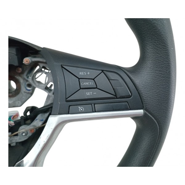 Volante Direção Com Comandos Nissan Kicks 2020 2022 Original Cinza Com Detalhes Em Prata