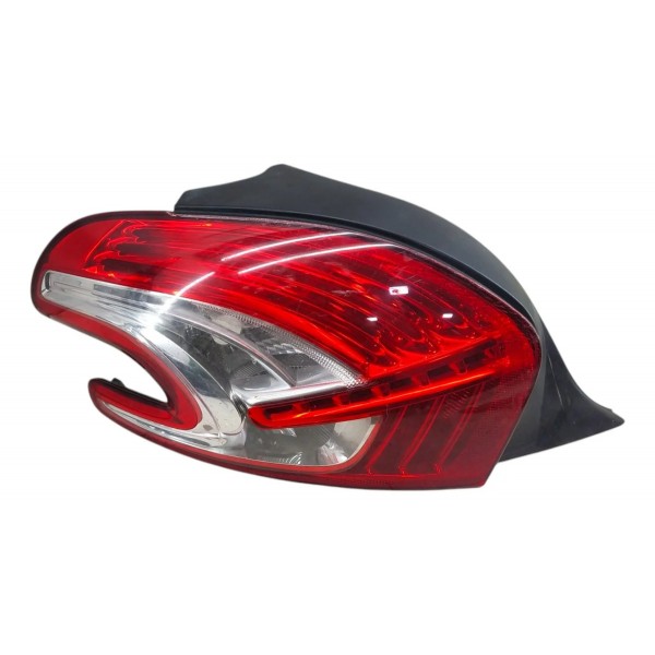 Lanterna Traseira Peugeot 208 Esquerdo 2013 2017 Esquerdo/motorista Vermelho