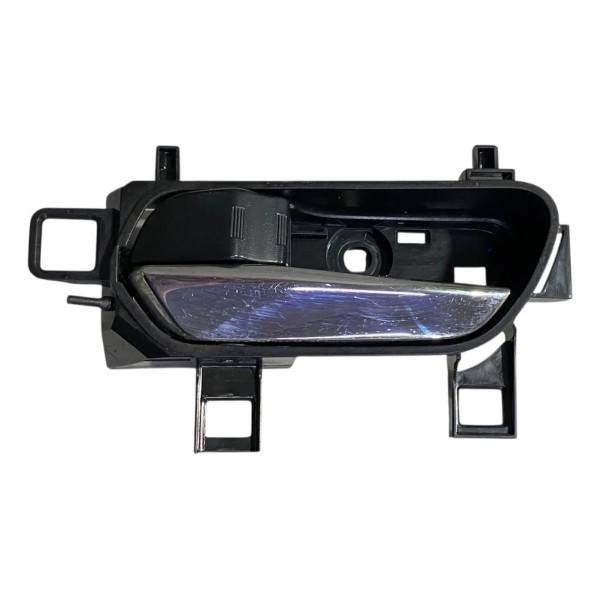 Maçaneta Interna Dianteira Esquerda Nissan Kicks 1.6 2024 Dianteira