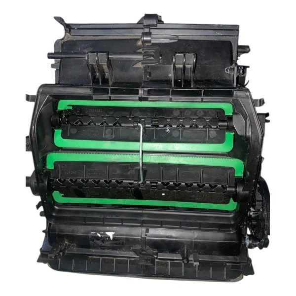 Caixa Evaporadora Chevrolet Tracker 2020 A 2024