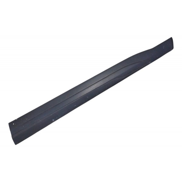 Moldura Porta Dianteira Nissan Kicks Direito 2023 2024 Preto