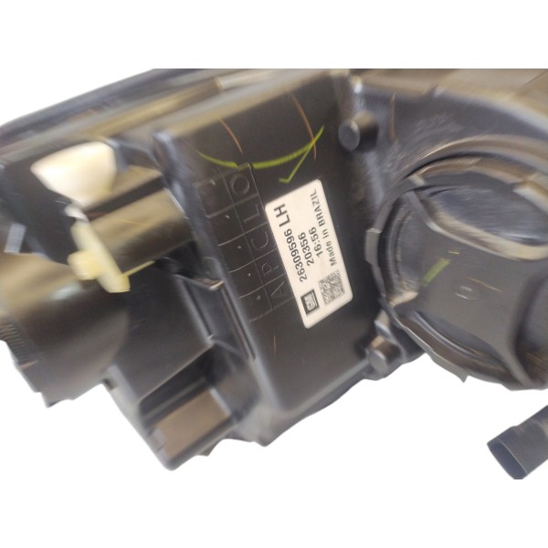 Farol Onix 2020 2024 Original Lado Esquerdo Original Esquerdo