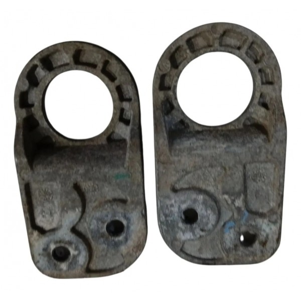 Par Suporte Inferior Radiador Gm Tracker 2020 A 2025