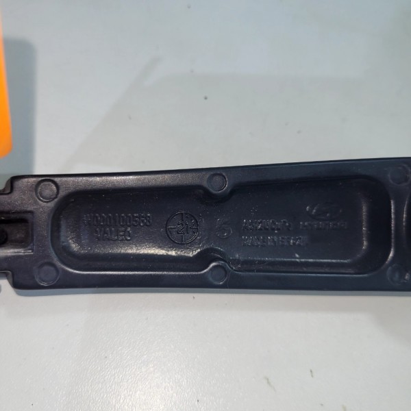 Braço Limpador Hb20 2020 2024 Esquerdo W000100568 Esquerdo