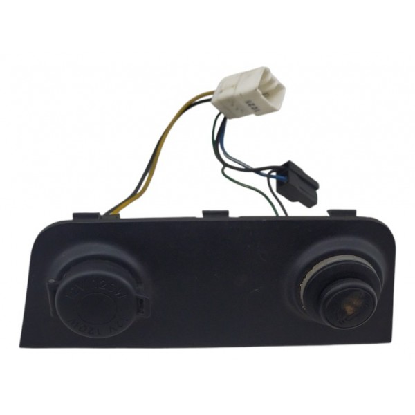 Tomada 12v Acendedor Cigarro Hyundai I30 2009 2012 Original