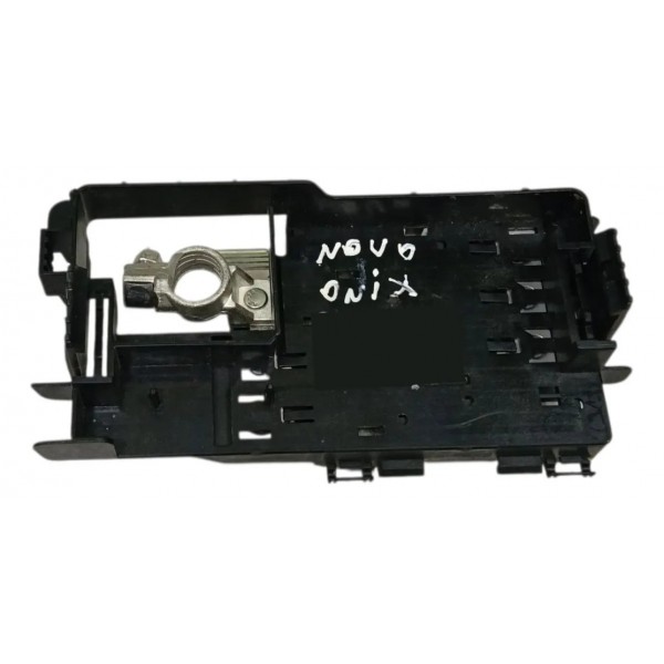Terminal Polo Positivo Bateria Fusível Chevrolet Onix 2020