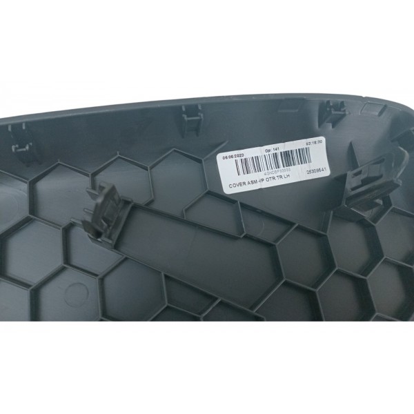 Tampa  Lateral Esq Painel Gm Onix 2020 2023 Original