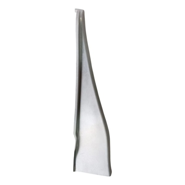 Moldura Lateral Esquerda Churrasqueira Gm Tracker 2022 A 25