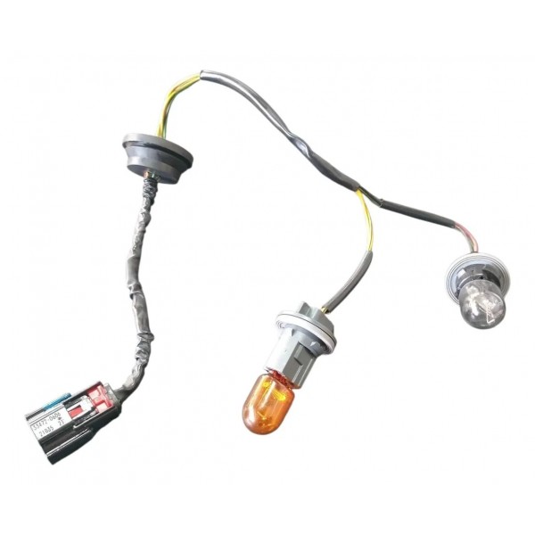 Chicote Soquete Lanterna Traseira Gm Tracker Onix 2020 A 23