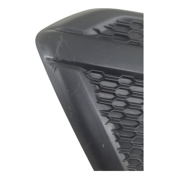 Acabamento Lateral Esq Paralama Fiat Strada 20212024 Detalhe Preta