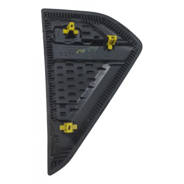 Acabamento Lateral Esq Paralama Fiat Strada 20212024 Detalhe Preta