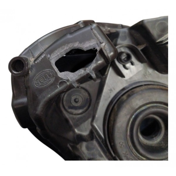 Farol Dianteiro Le Nissan March 2015 2021 C Detalhe Esquerdo/motorista