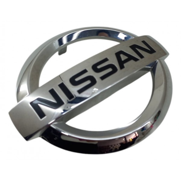 Emblema Nissan Versa Grade Parachoque Diant Origi 2016 2021