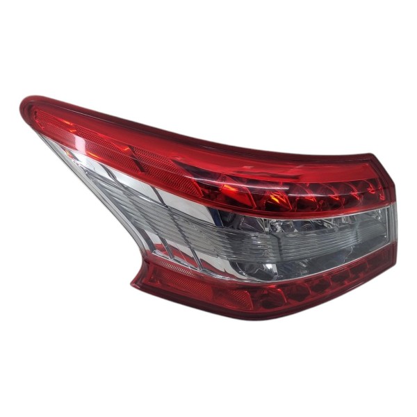 Lanterna Tras Nissan Sentra Le 2014 2016