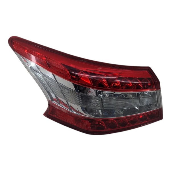 Lanterna Tras Nissan Sentra Le 2014 2016