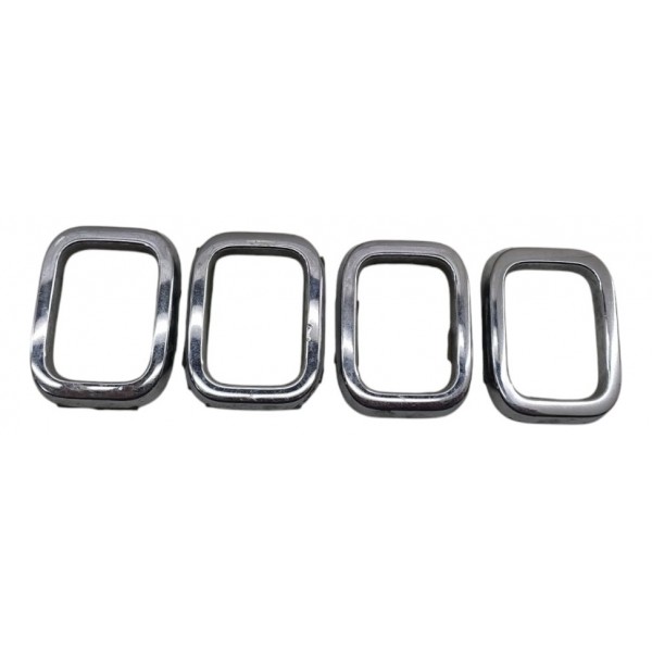 Emblema Tras Fiat Uno 2010 2016