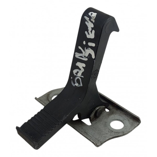 Trava Fecho Capô Fiat Palio Attractive 2011 2017