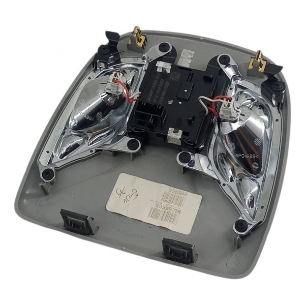 Lanterna Luz Teto Cortesia Jeep Compass 2017 A 2023