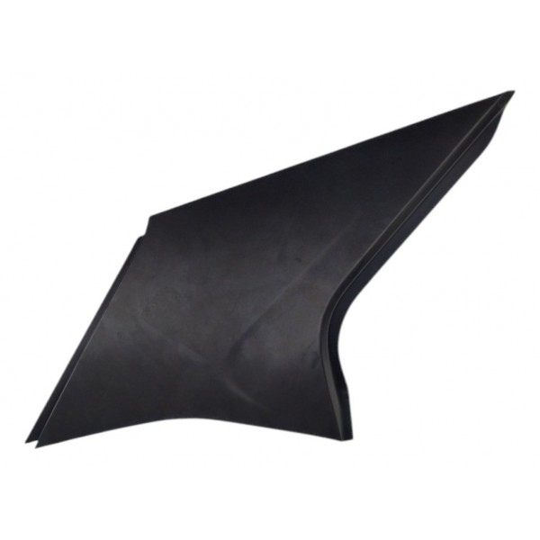 Moldura Externa Tras Nissan Kicks Le 2017 2022