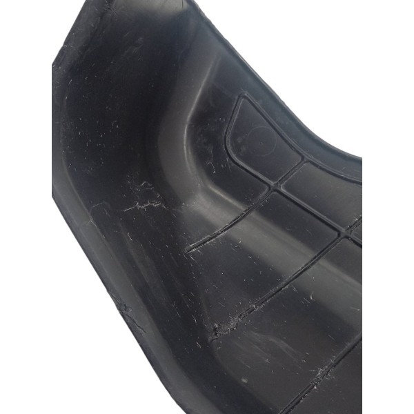 Proteção Correia Caixa Roda Fiat Cronos 2017 2022 Detalhe