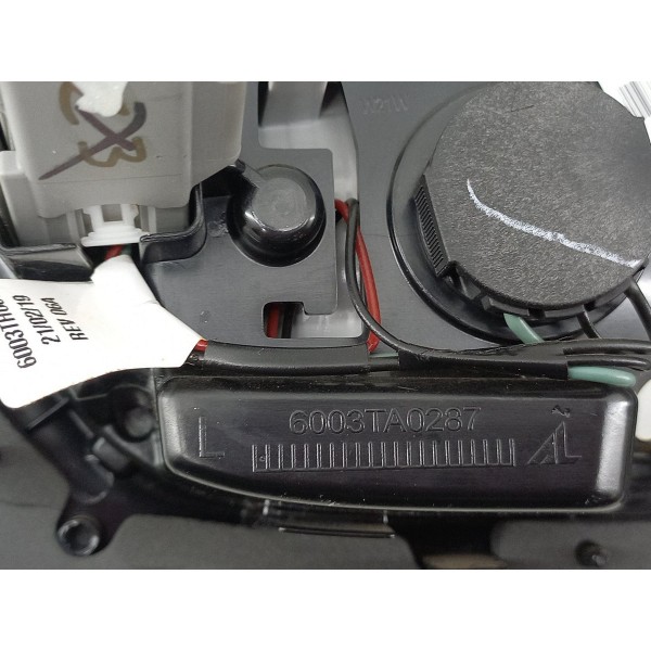 Lanterna Tampa Tras Esquerda Jeep Compass 2.0 Flex 2019