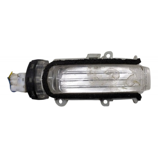 Pisca Seta Retrovisor Toyota Corolla Le 2009 2013 C Detalhe