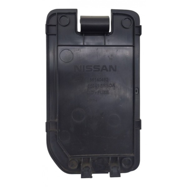 Moldura Tampa Revestimento Le Nissan Kicks 2021 Original