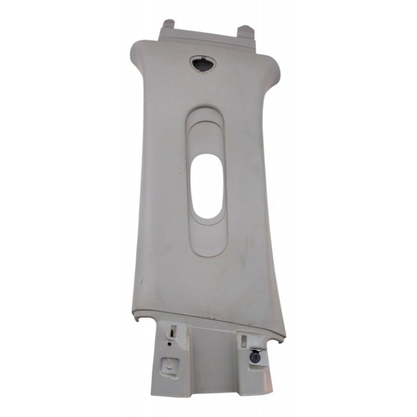 Moldura Coluna Cinto Fiat Toro Le 2019 C Detalhe