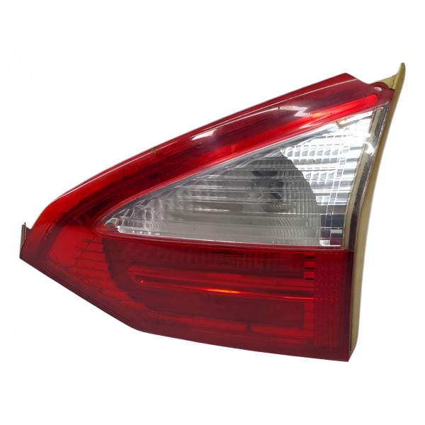 Lanterna Tras New Fiesta Sedan 2013 2017  Detalhe  Direito/passageiro Verde-escuro