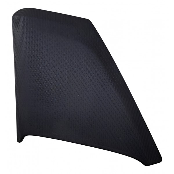 Moldura Do Painel Tracker Le 2021 2024 Detalhe