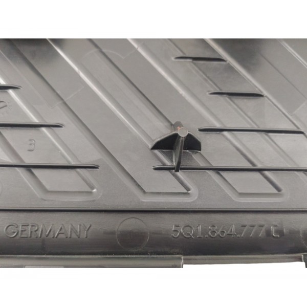 Moldura Descanso Pé Audi A3 2015 2021 Original